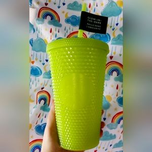 New Starbucks Glow in the dark 16oz cold cup